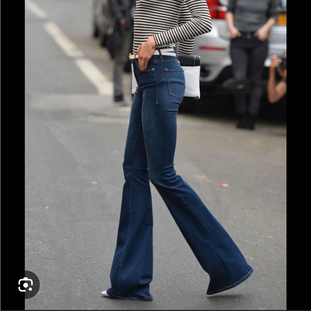 FRAME Denim Karlie Forever Flare Jeans